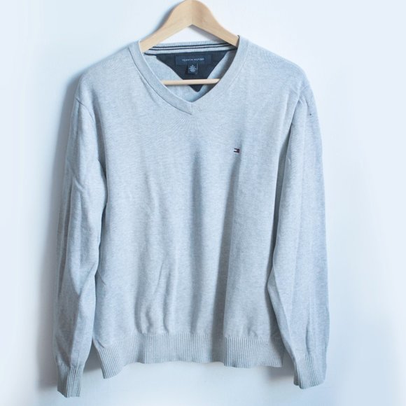 Tommy Hilfiger Grey Sweater - Picture 2 of 4